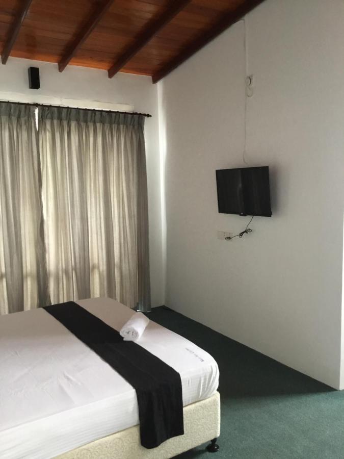 West Inn Colombo Exterior foto